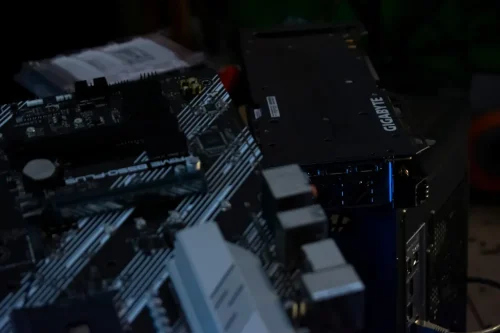 Nowa generacja procesorów dla graczy i twórców: Jak zmienia się wydajność komputerów w 2026 roku?